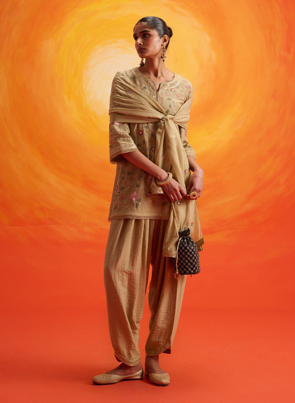 Vaara Kalini Light Green Embroidered Suit Set with Dupatta