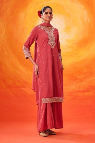 Hrida Pink Embroidered Georgette Suit Set with Dupatta