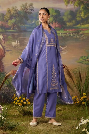 Nisha Lavennder Zari Emroidered Chanderi Straight Suit Set with Dupatta