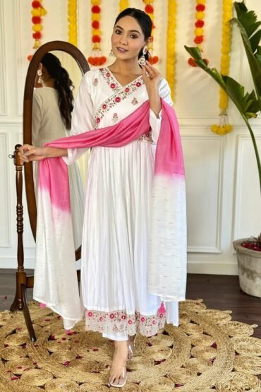 Mesmerizing Off-White Floral Embroidered Viscose Pant Suit