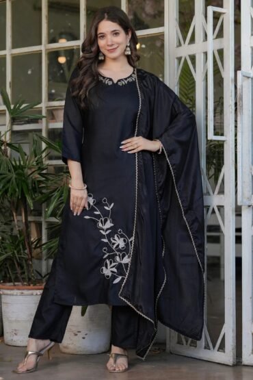 Charming Black Embroidered Viscose Pant Suit With Dupatta