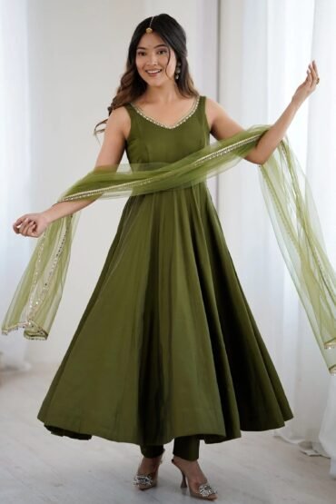 Striking Green Chanderi Silk Lace Work Festive Wear Anarkali Suit