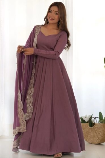 Bewitching Purple Silk Anarkali Suit Pant With Heavy Dupatta