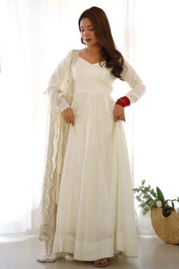 Alluring Off-White Silk Event Wear Anarkali Suit Pant With Dupatta