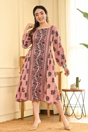 Baby Pink Side Gathered Printed Dress
