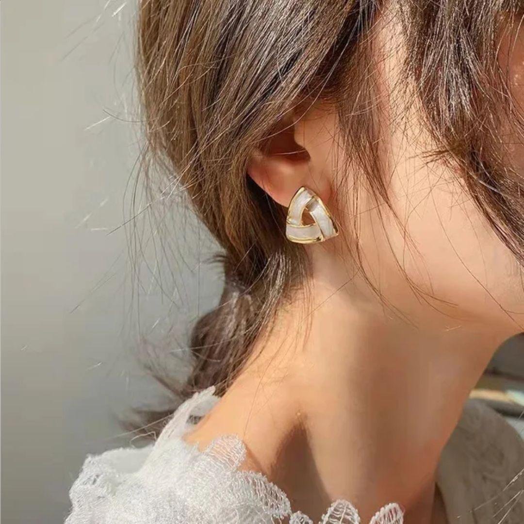 Rich Stylol That Jazz stud Earring