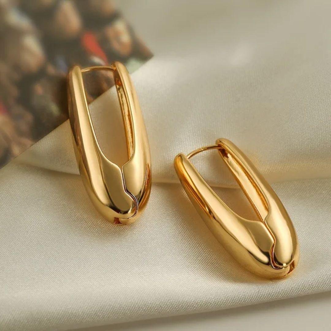 Bold Date Hoops Earring