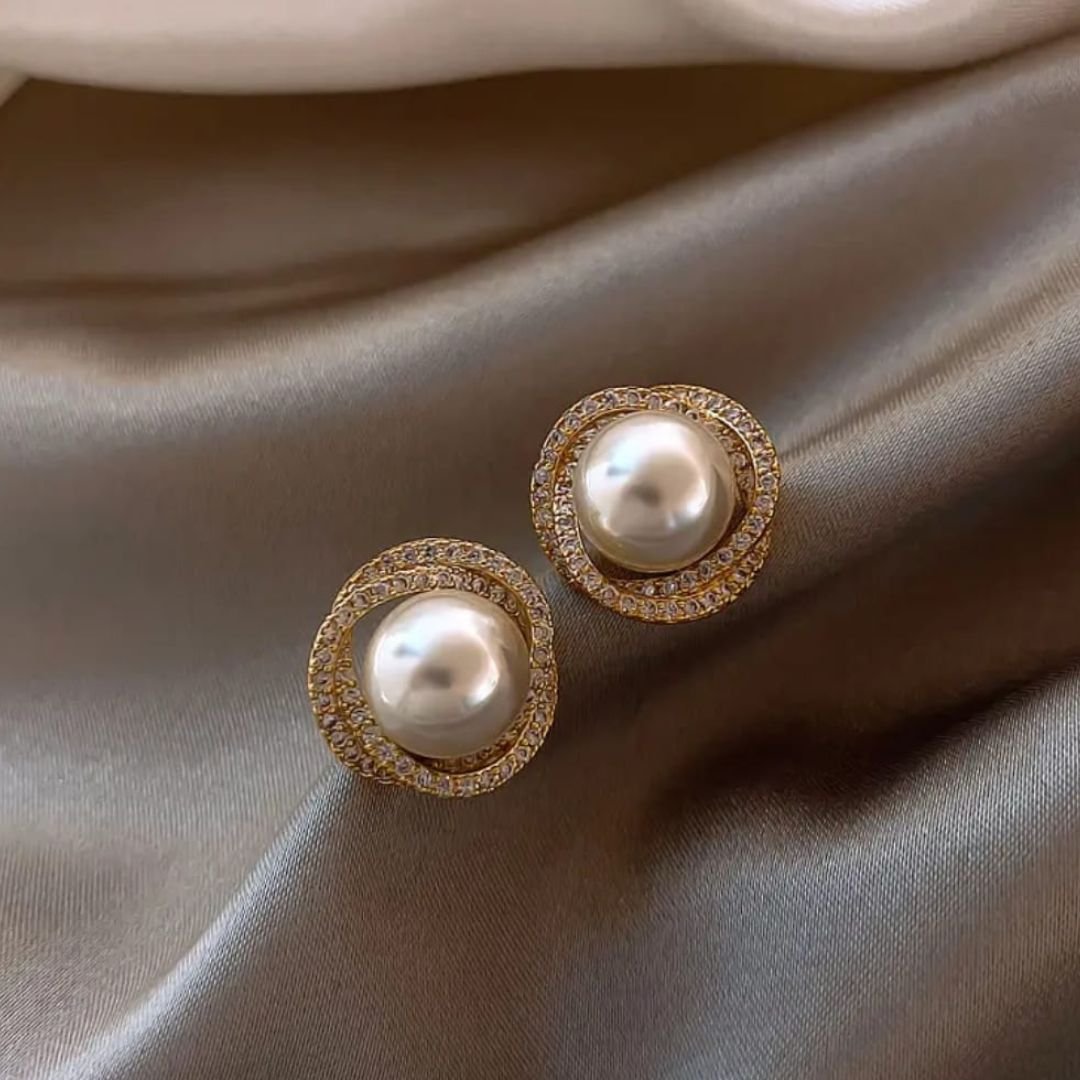 Pearlfect Drop Earrings